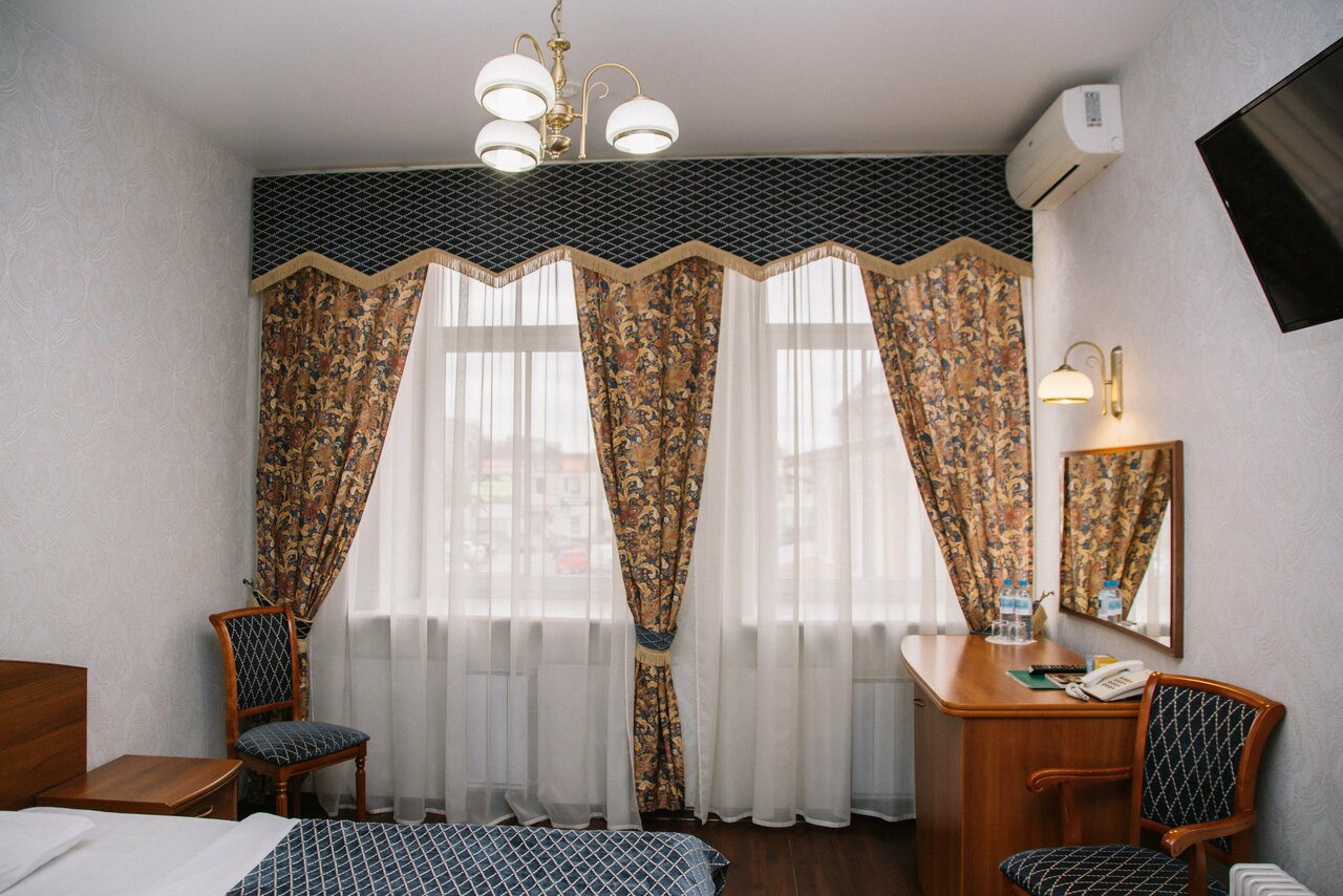 Гостиница Купеческий клуб Бор-94