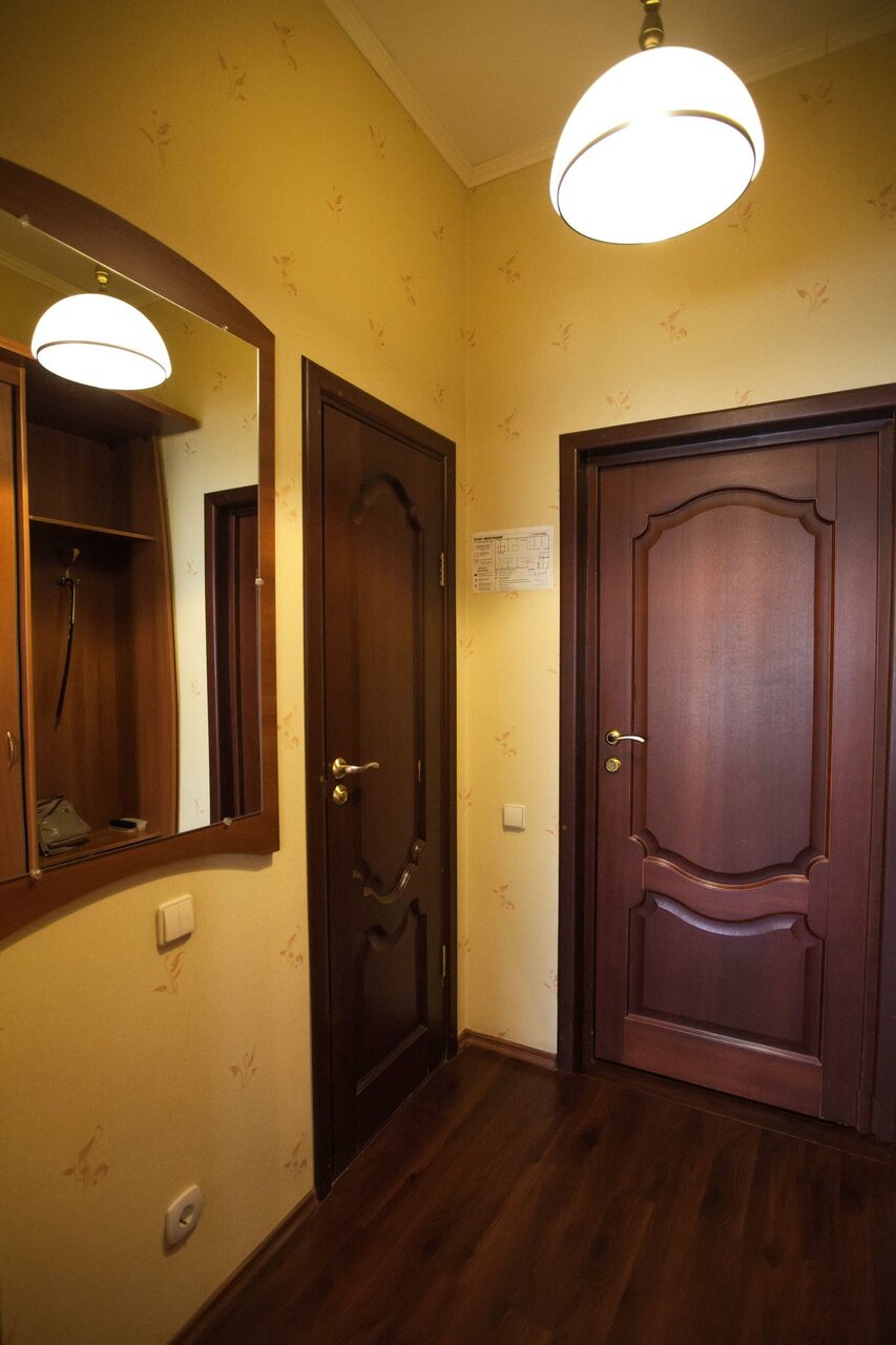 Гостиница Купеческий клуб Бор-178