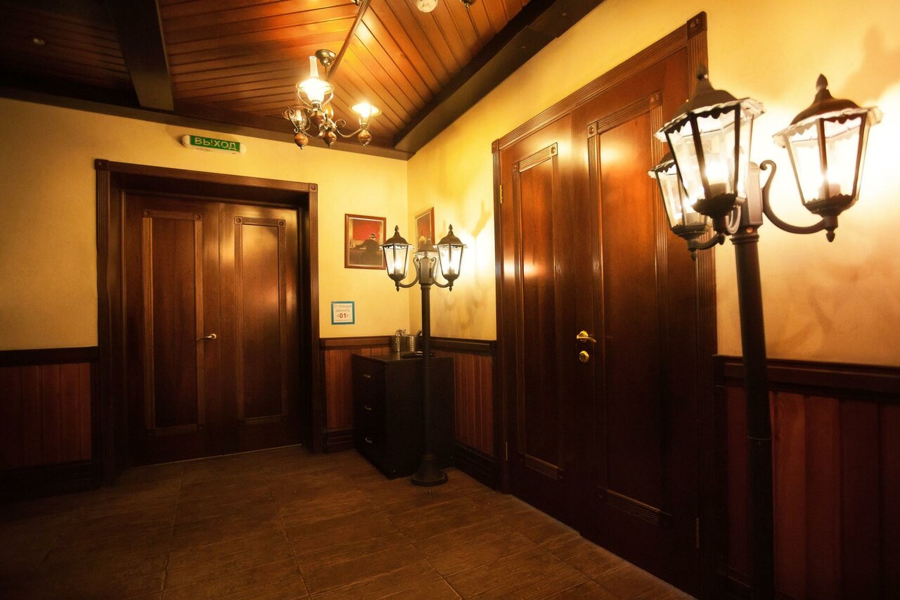 Гостиница Купеческий клуб Бор-176