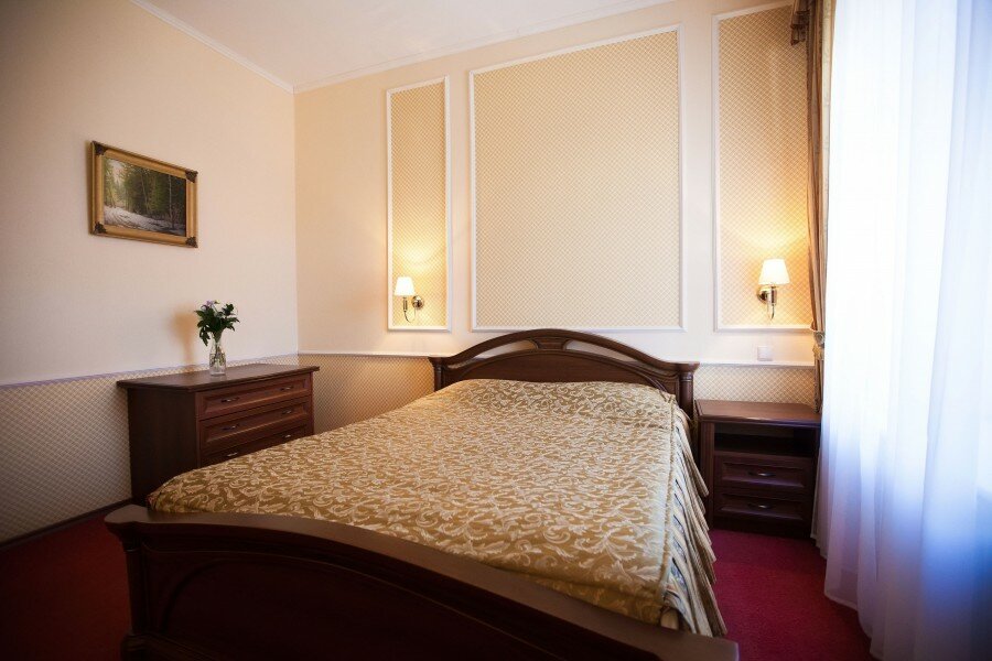 Гостиница Купеческий клуб Бор