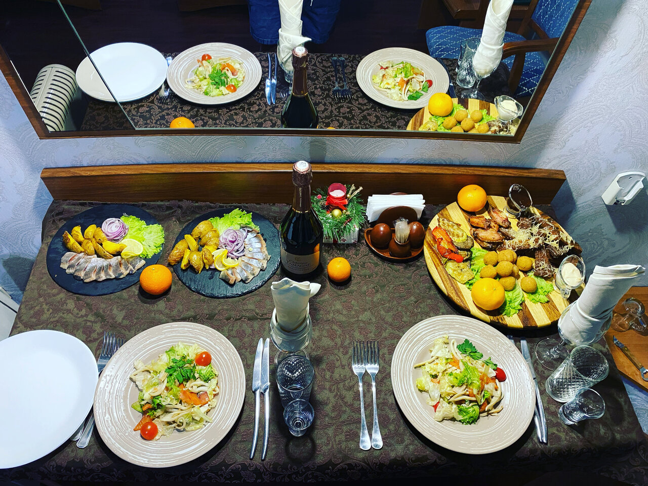 Гостиница Купеческий клуб Бор-218