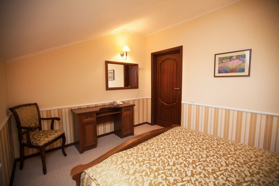 Гостиница Купеческий клуб Бор