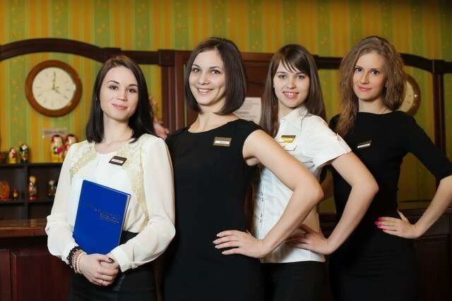 Гостиница Купеческий клуб Бор-19