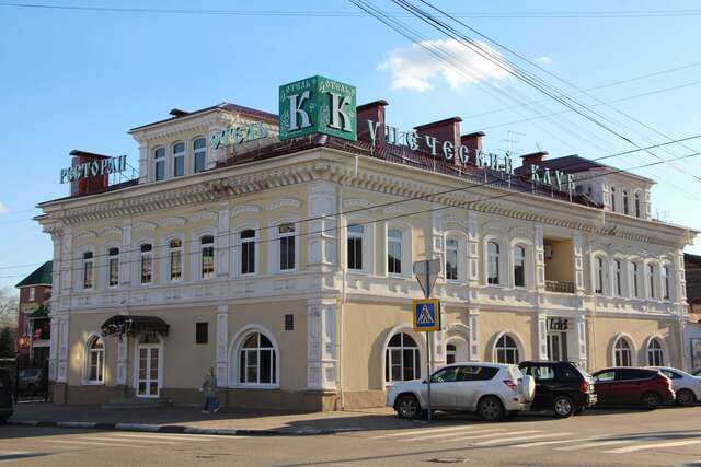 Гостиница Купеческий клуб Бор-37