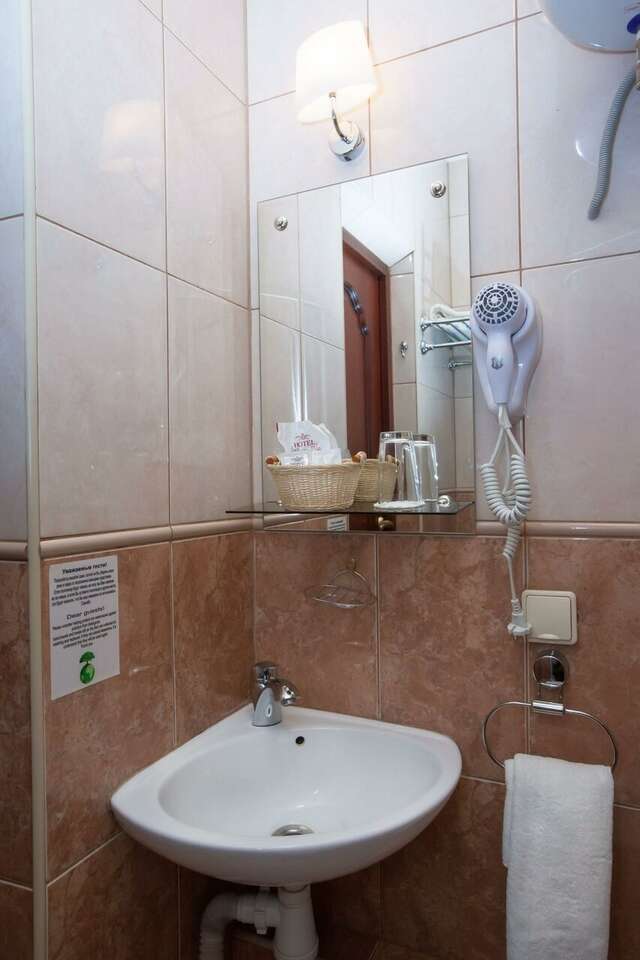 Гостиница Купеческий клуб Бор-186