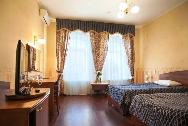 Гостиница Купеческий клуб Бор-178