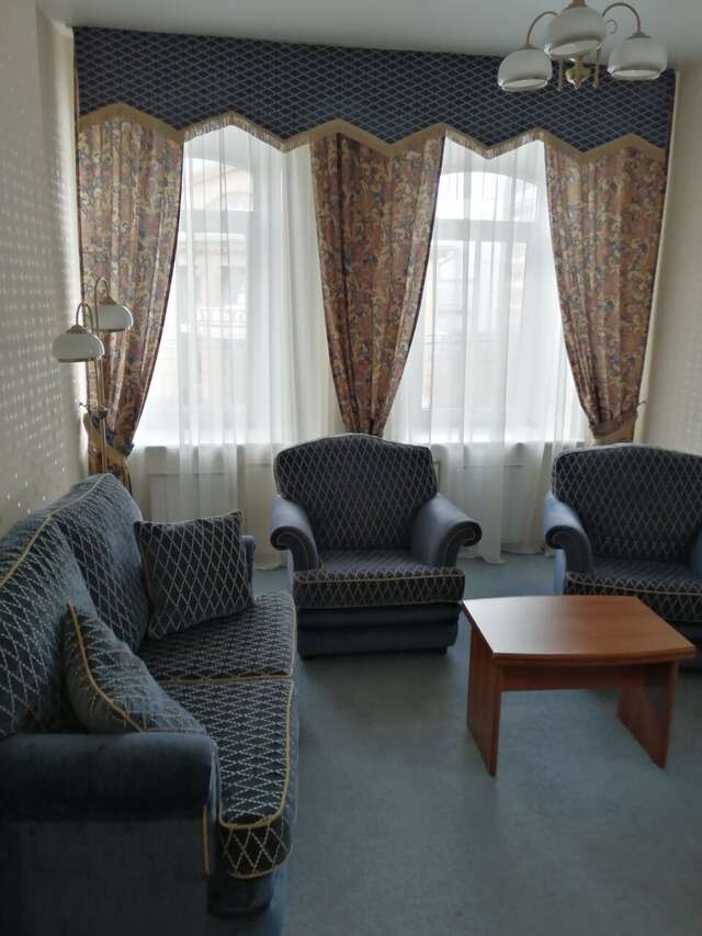 Гостиница Купеческий клуб Бор-229