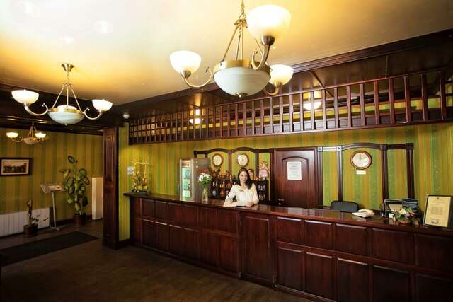 Гостиница Купеческий клуб Бор-128