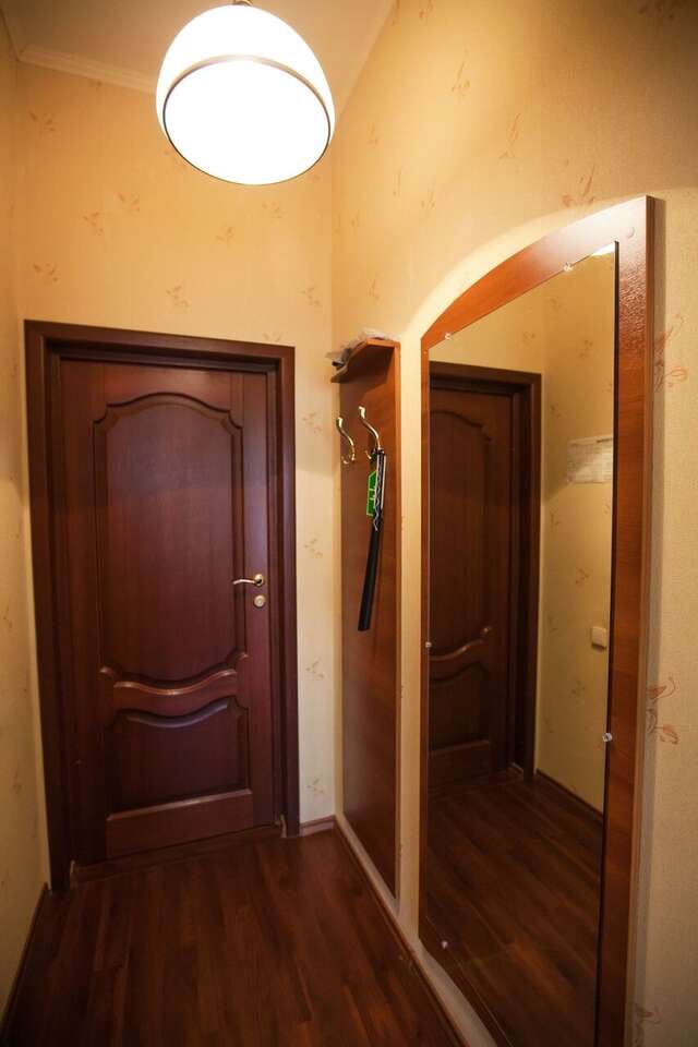 Гостиница Купеческий клуб Бор-187