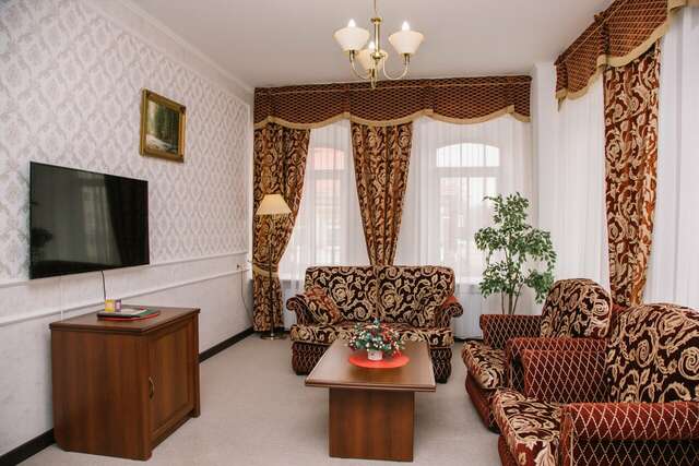 Гостиница Купеческий клуб Бор-114