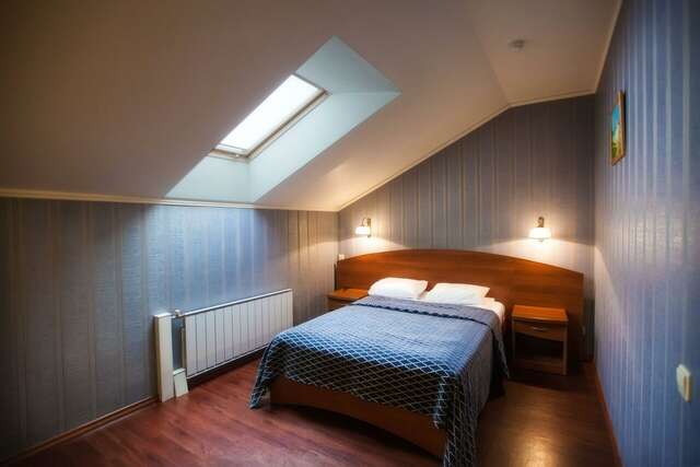 Гостиница Купеческий клуб Бор-122