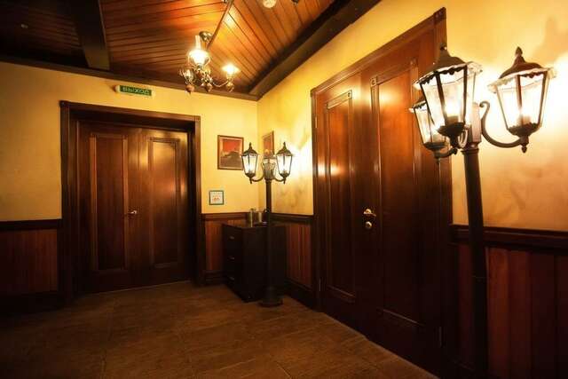 Гостиница Купеческий клуб Бор-150