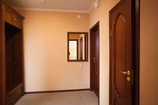 Гостиница Купеческий клуб Бор-131