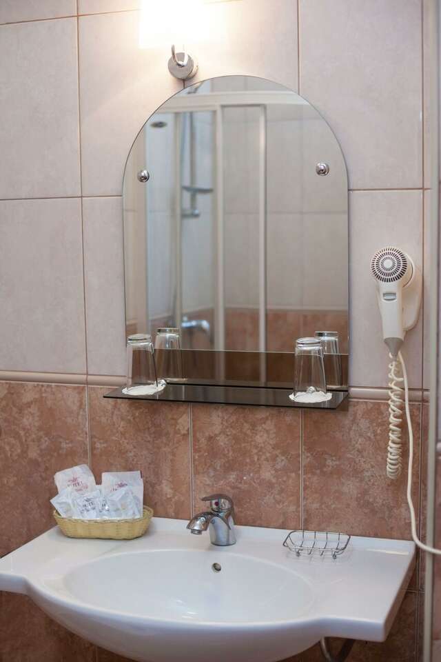 Гостиница Купеческий клуб Бор-113