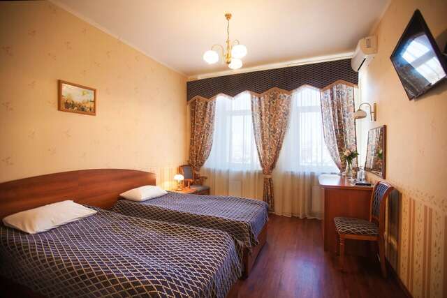 Гостиница Купеческий клуб Бор-196