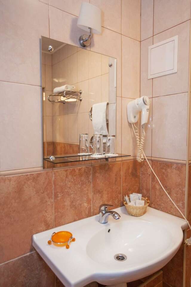 Гостиница Купеческий клуб Бор-16