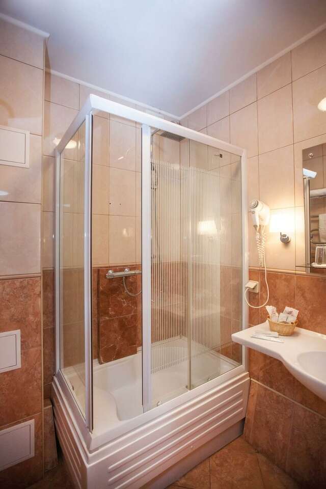 Гостиница Купеческий клуб Бор-68